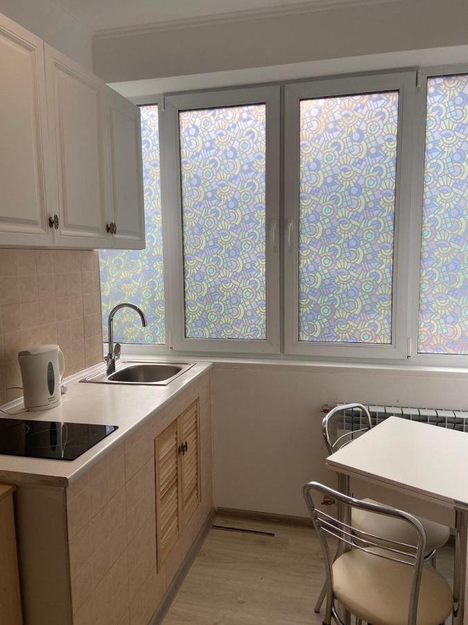 Apartment Mala Zhytomyrska 16 基輔 外观 照片